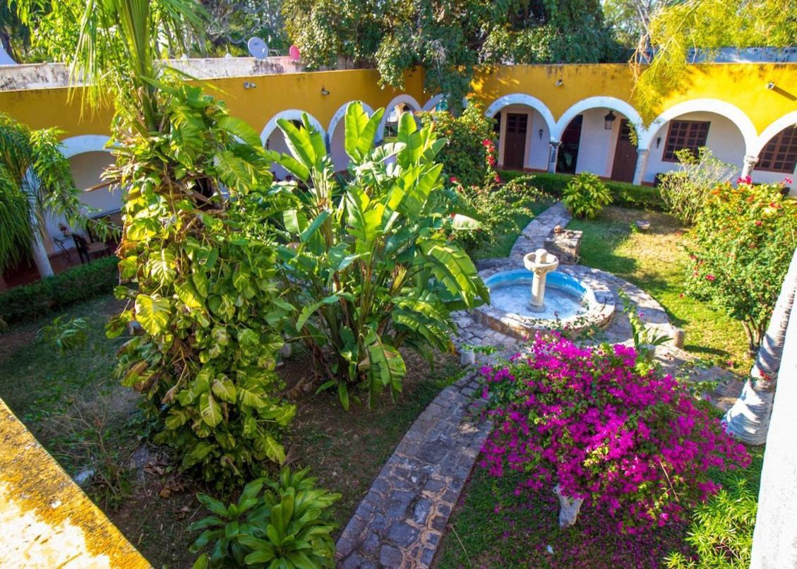 Готель Hacienda Blanca Flor Hecelchakan Екстер'єр фото